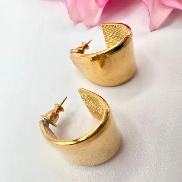 Vintage Monet J Hoop Earrings Gold Tone Signed Luxe Chic Runway Classic Timeless - Picture 11 of 16